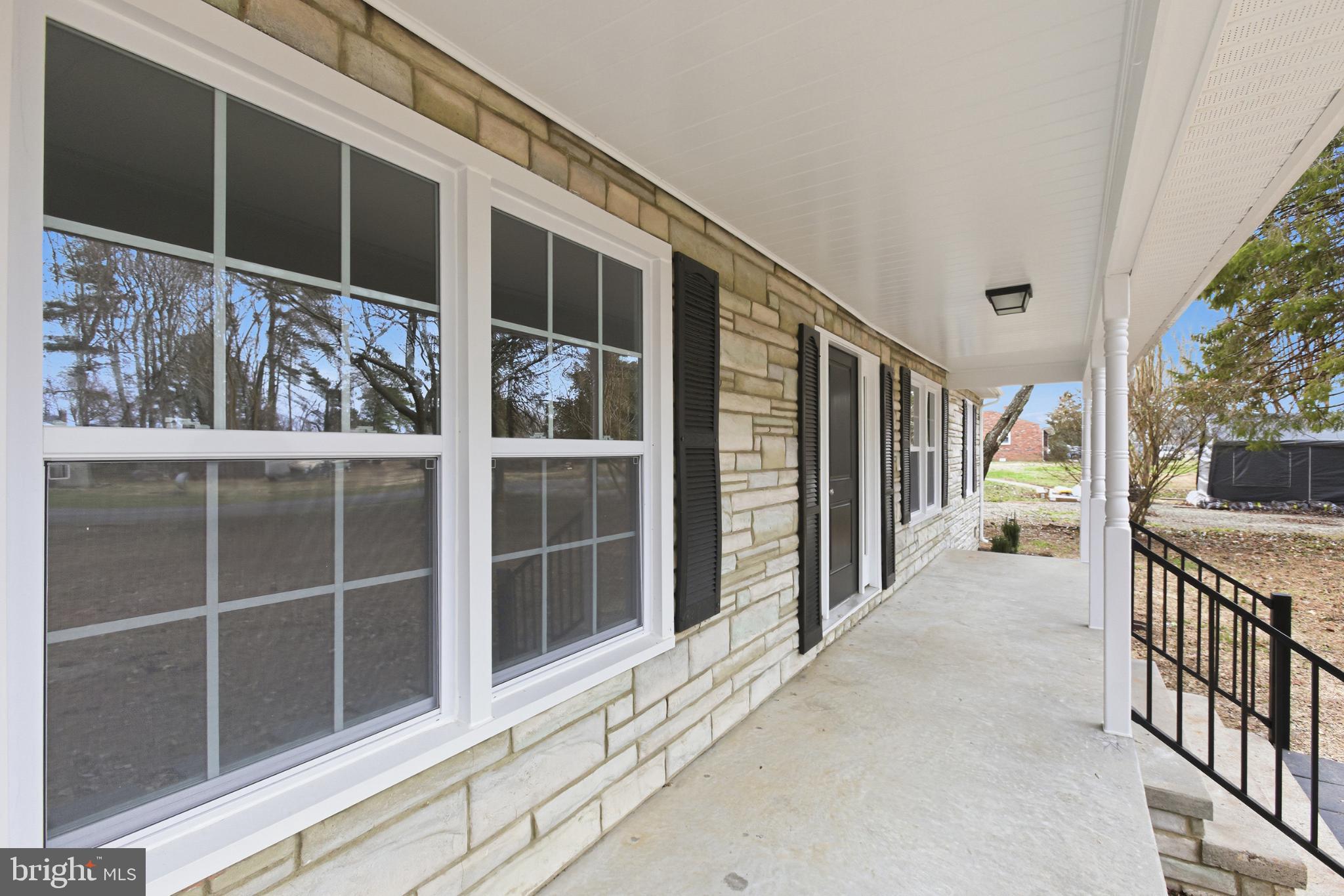 192 East Banbury Road Tappahannock, VA 22560 - Photo 8 of 50