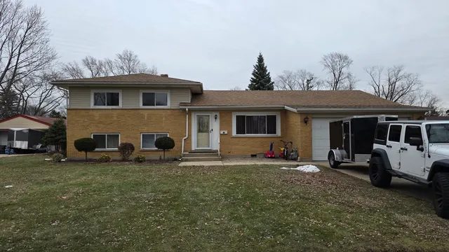 $550,000 | 887 Ingram Place, Des Plaines, IL 60016