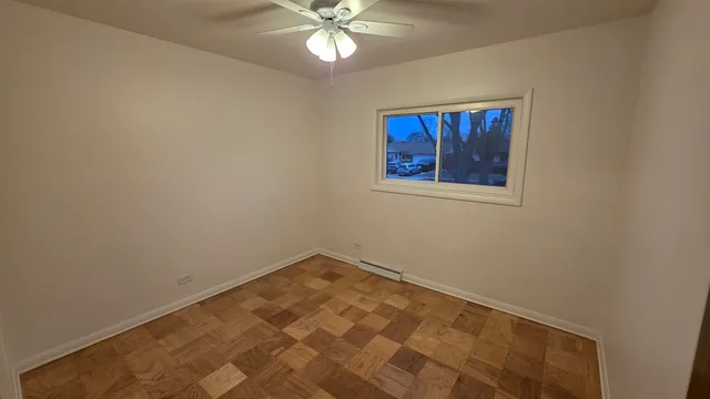 $550,000 | 887 Ingram Place, Des Plaines, IL 60016