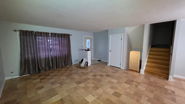 $550,000 | 887 Ingram Place, Des Plaines, IL 60016