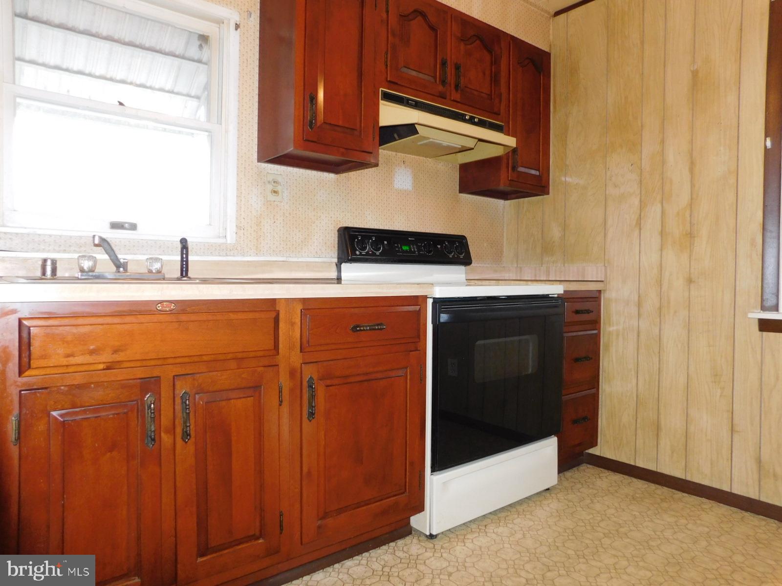 24 Alvil Road Wilmington, DE 19805 - Photo 6 of 24 Gallery Image 6