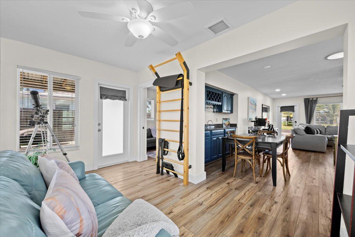 414 Northeast 26th Terrace Boca Raton, FL 33431 - Photo 12 of 27 Florida Room