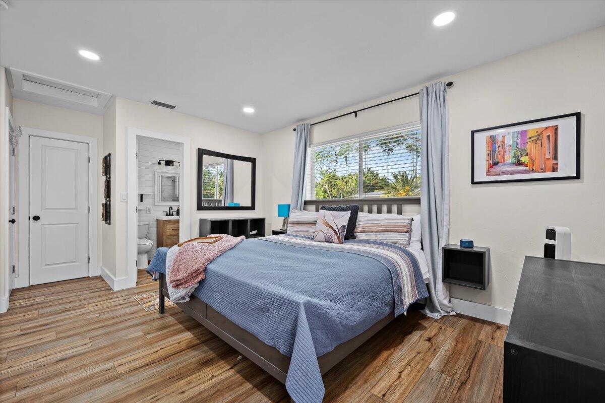 414 Northeast 26th Terrace Boca Raton, FL 33431 - Photo 17 of 27 Primary Bedroom