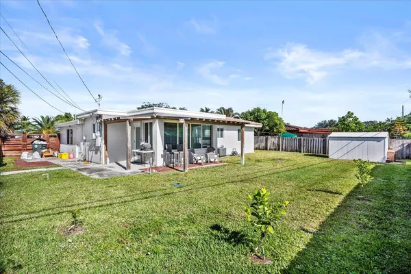 $3,500 | 414 Northeast 26th Terrace, Boca Raton, FL 33431