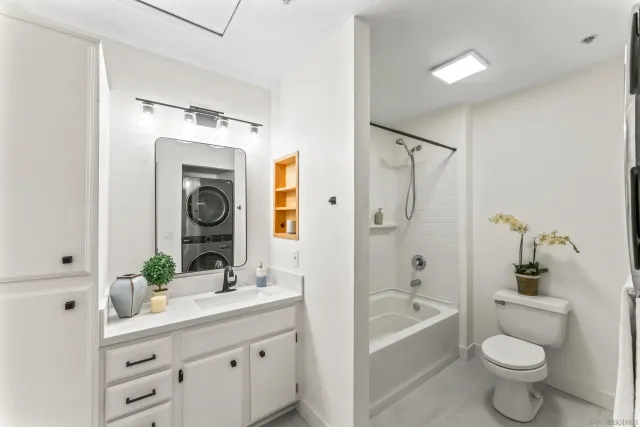 $449,999 | 18752 Caminito Cantilena, Unit 166, San Diego, CA 92128