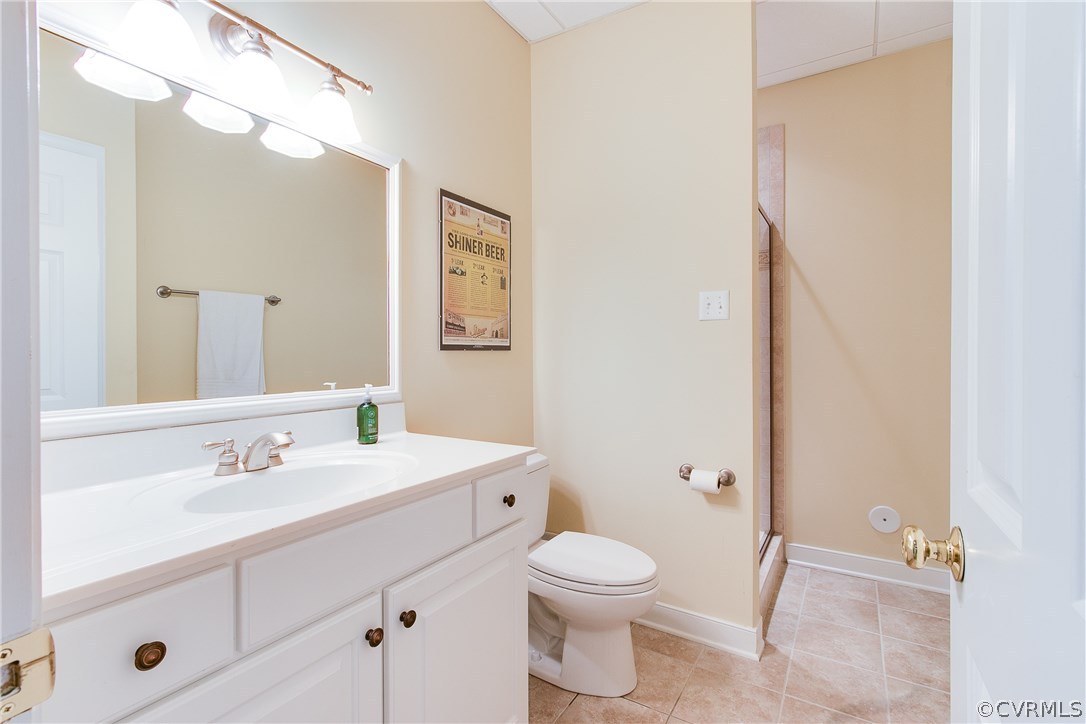 3660 Lansdowne Road Midlothian, VA 23113 - Photo 42 of 50 a bathroom with a toilet sink and mirror
