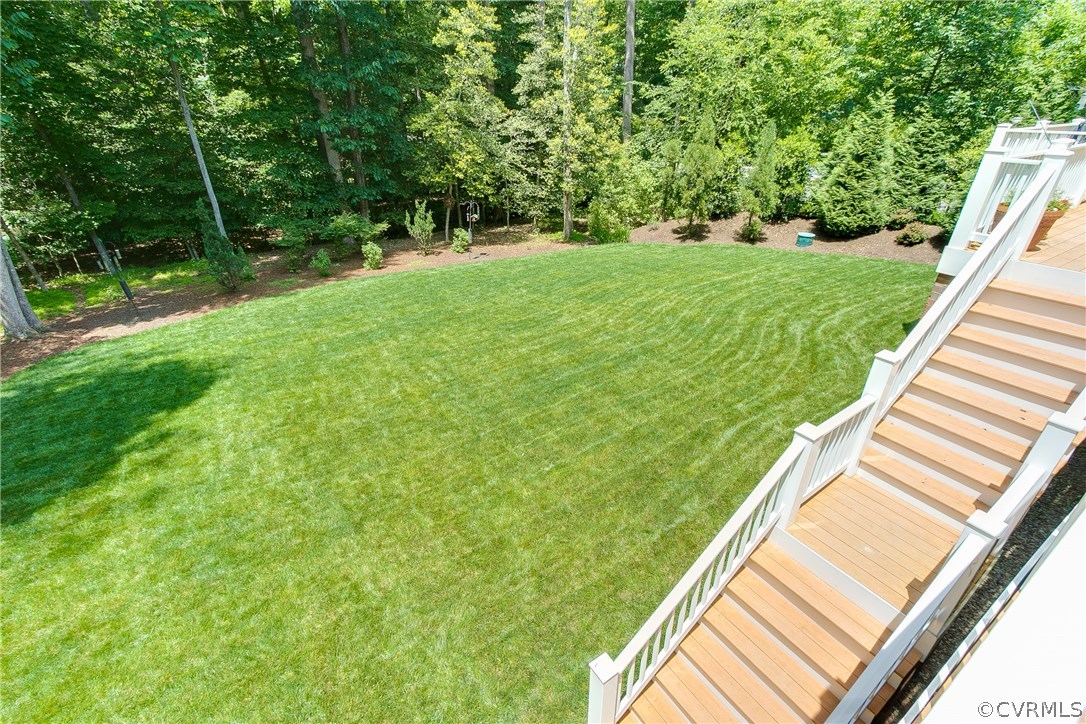 3660 Lansdowne Road Midlothian, VA 23113 - Photo 47 of 50 a view of a garden from a balcony