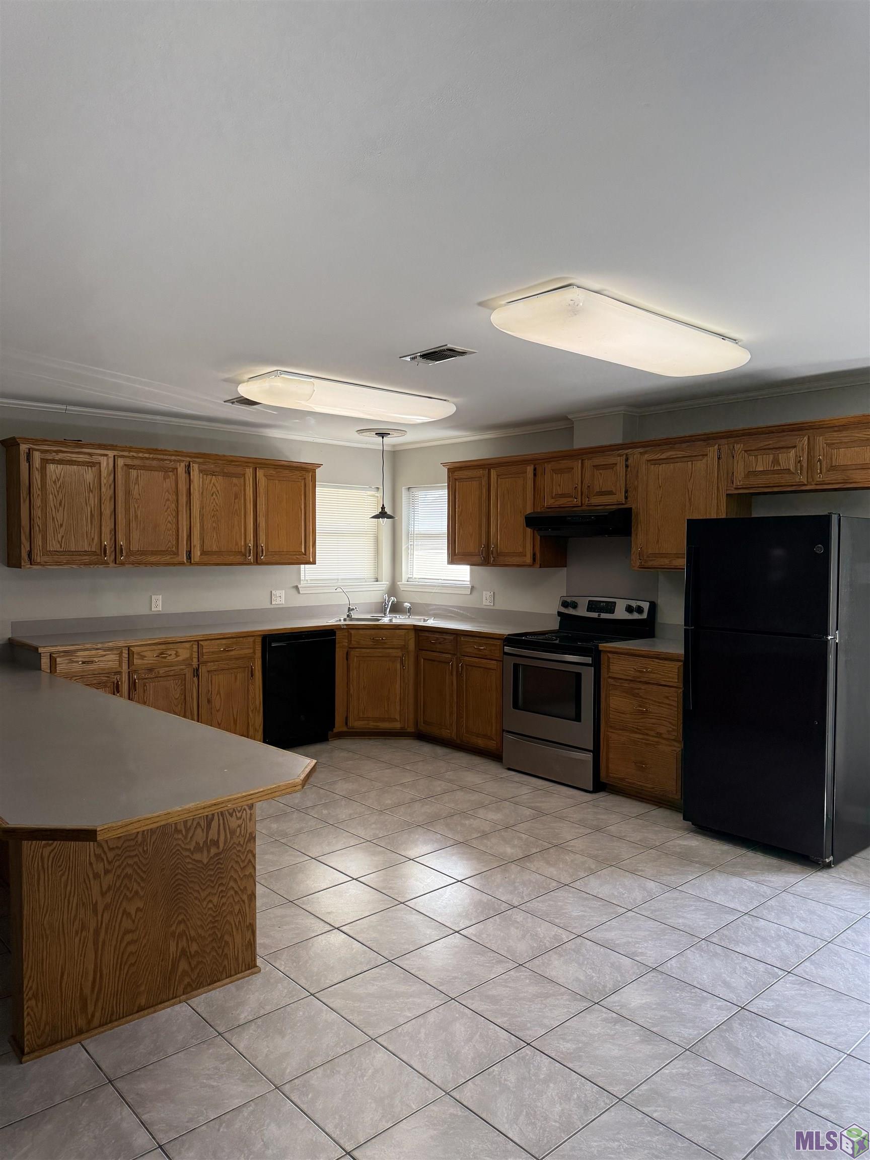 412 St Louis Street Raceland, LA 70394 - Photo 2 of 7 Gallery Image 2