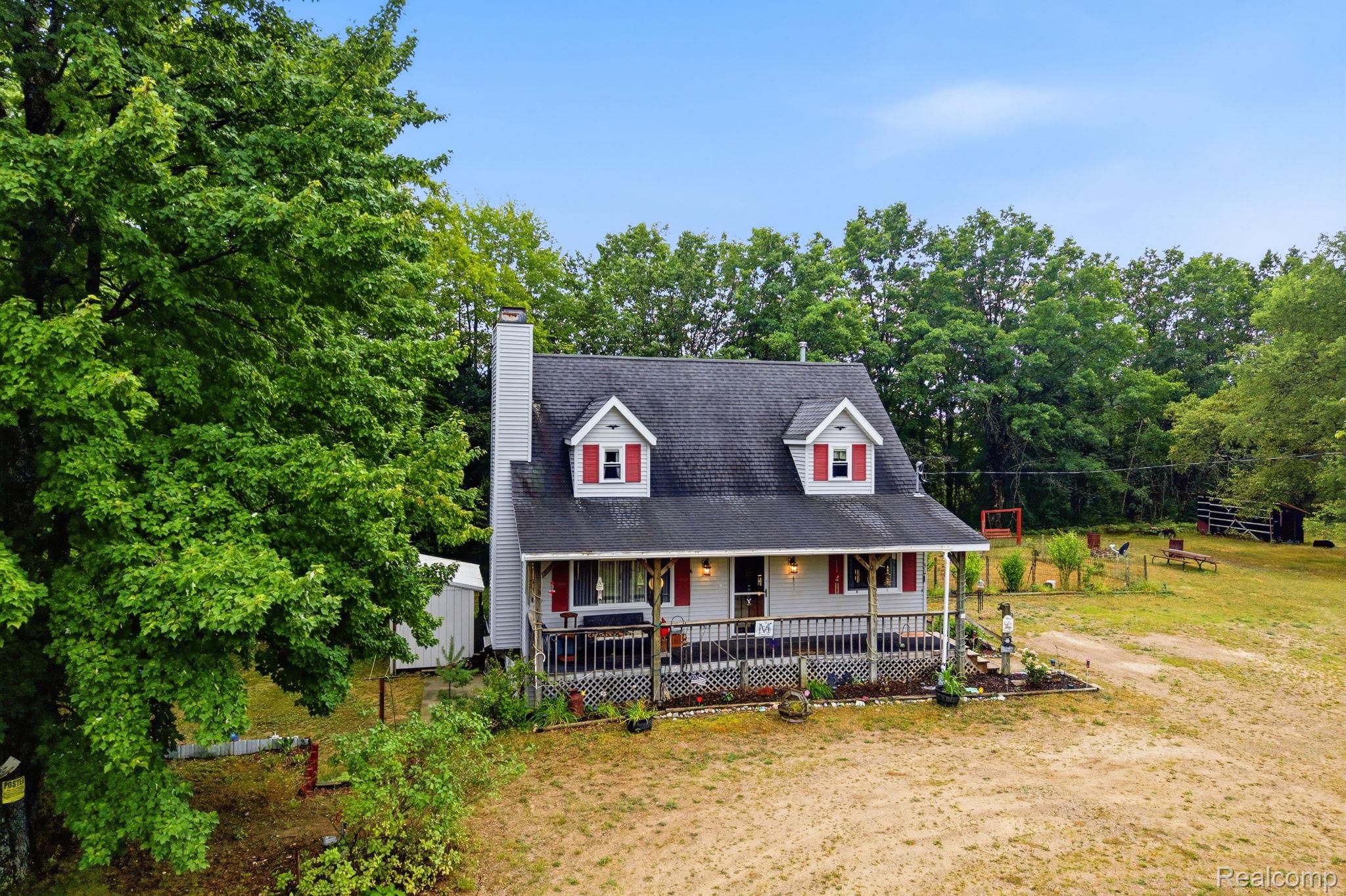 11245 Cedar Road Lake, MI 48632 - Photo 37 of 40 37-web-or-mls-DJI_20260802011000_0168_D.jpg