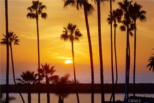 $10,995,000 | 3024 Breakers Drive, Corona del Mar, CA 92625