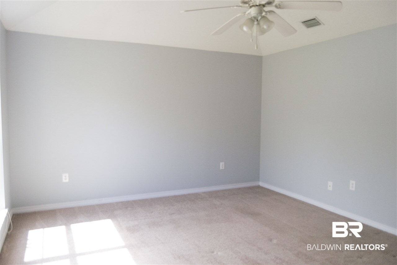 411 Hamilton Boulevard Foley, AL 36535 - Photo 13 of 34