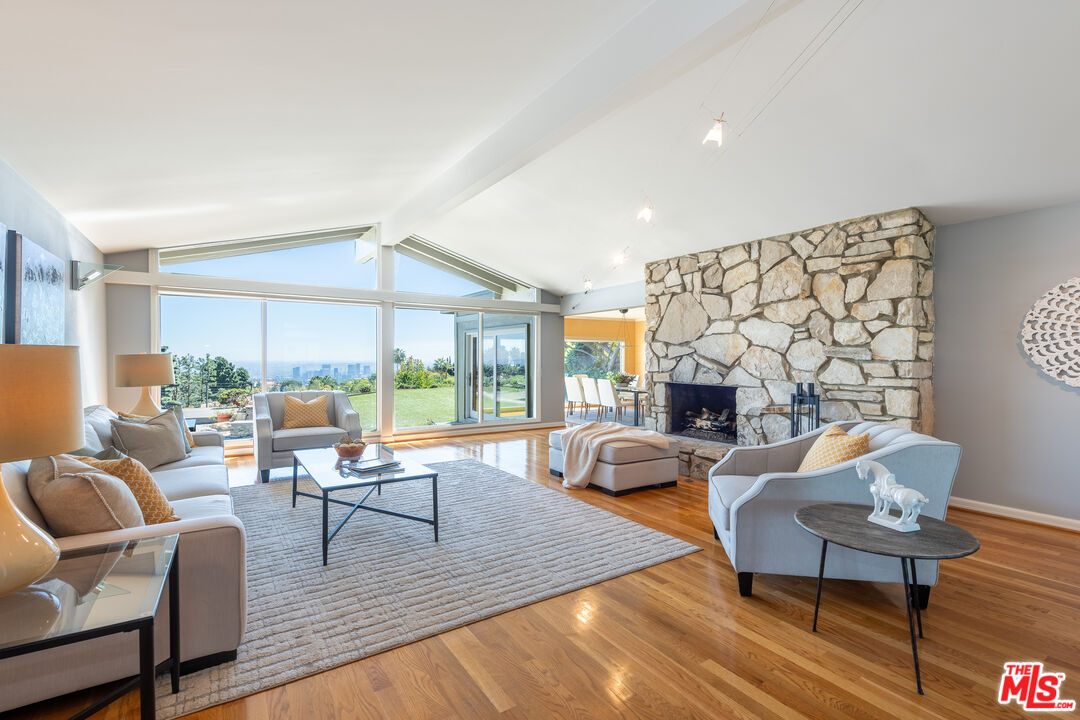 10820 Savona Road, Los Angeles, CA 90077 Compass