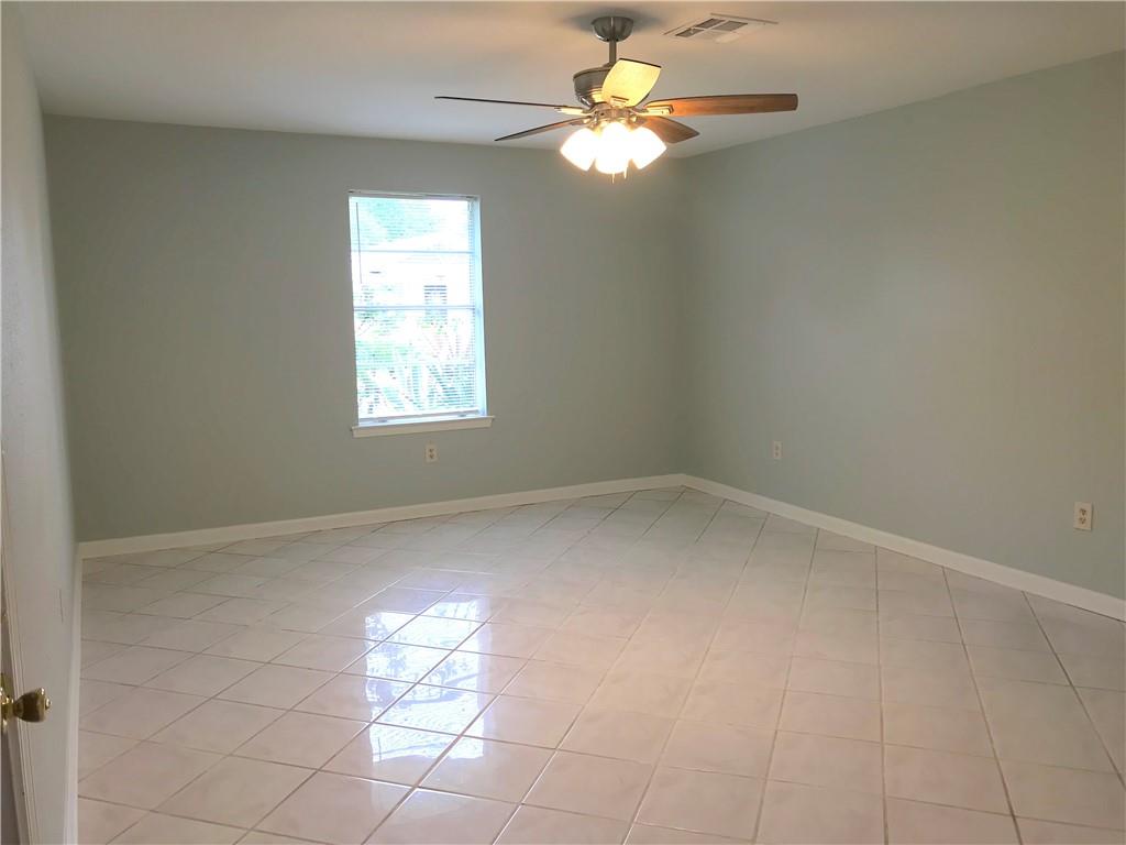 2005 South Sugar Ridge Road Laplace, LA 70068 - Photo 2 of 8