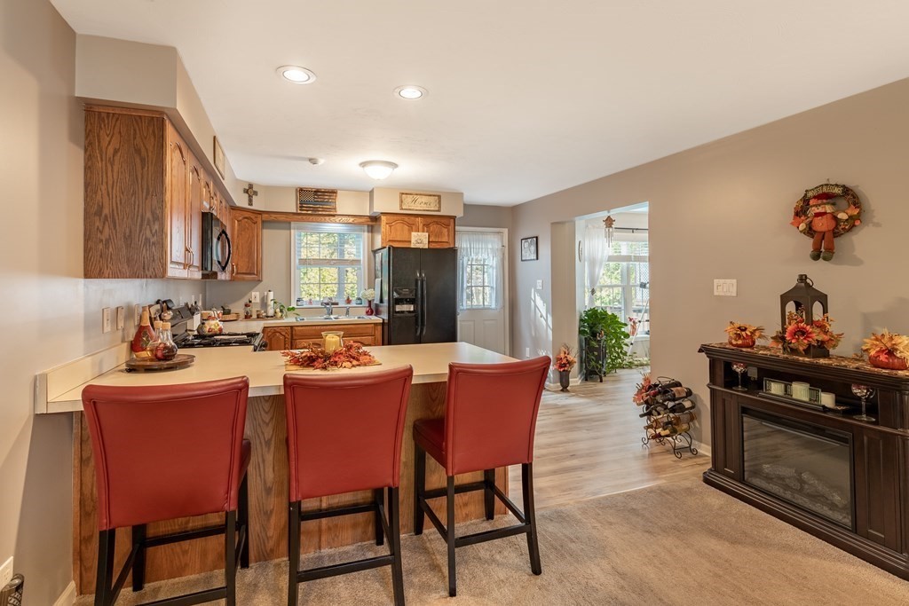 175 Leonard Street, Unit 4 Raynham, MA 02767 - Photo 10 of 36 Gallery Image 10