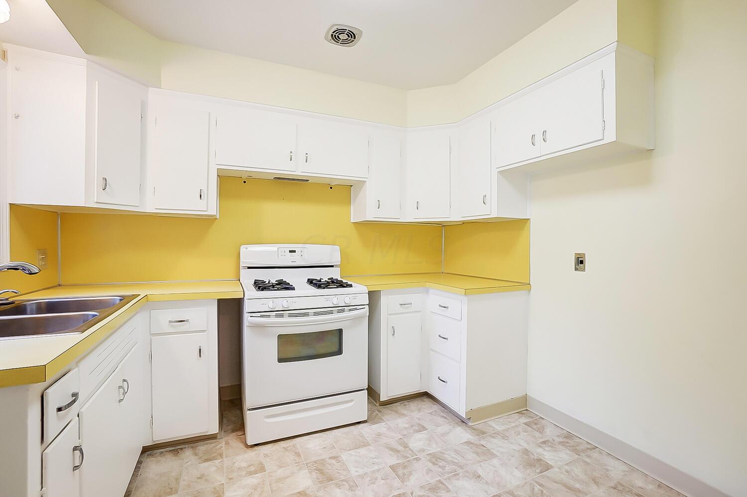 2017 Jervis Road Columbus, OH 43221 - Photo 11 of 40 50044179-012_web
