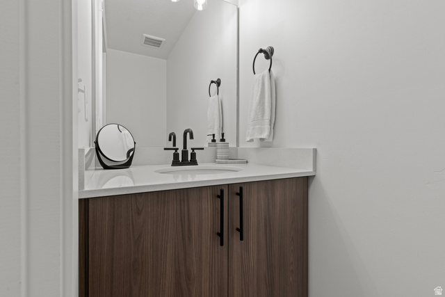 3097 Old Emigrant Road, Unit A Syracuse, UT 84075 - Photo 12 of 27 1/2 bath on main floor