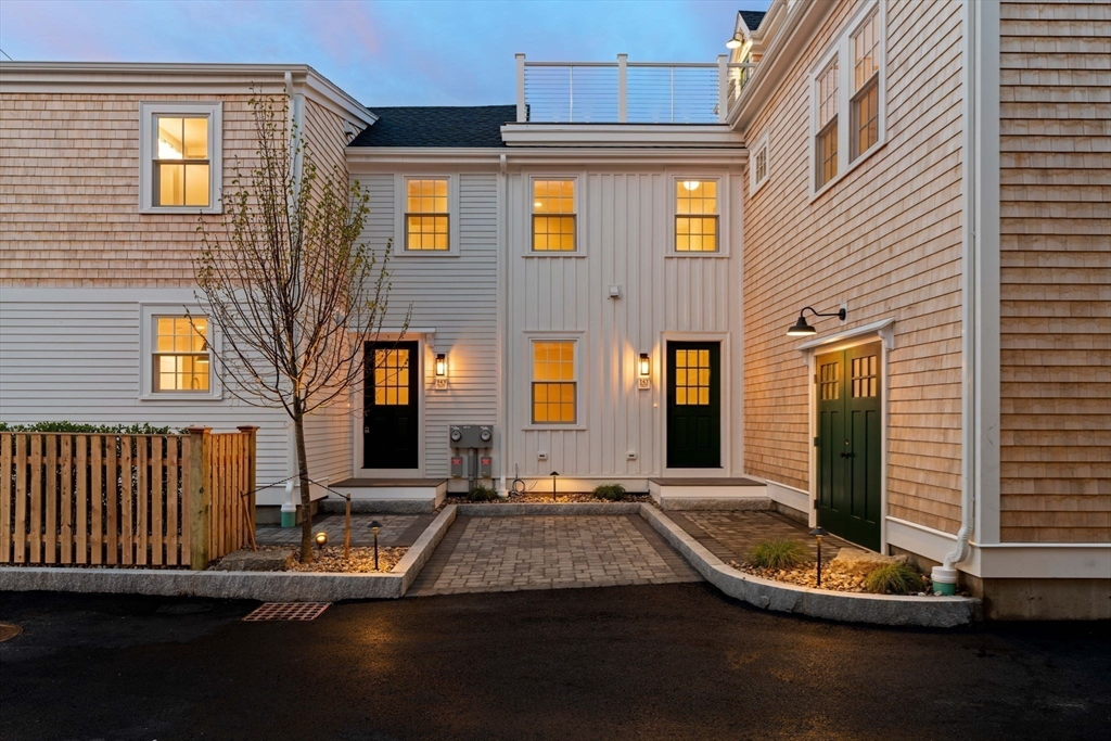 143 Derby Street, Unit 1 Salem, MA 01970 - Photo 5 of 42