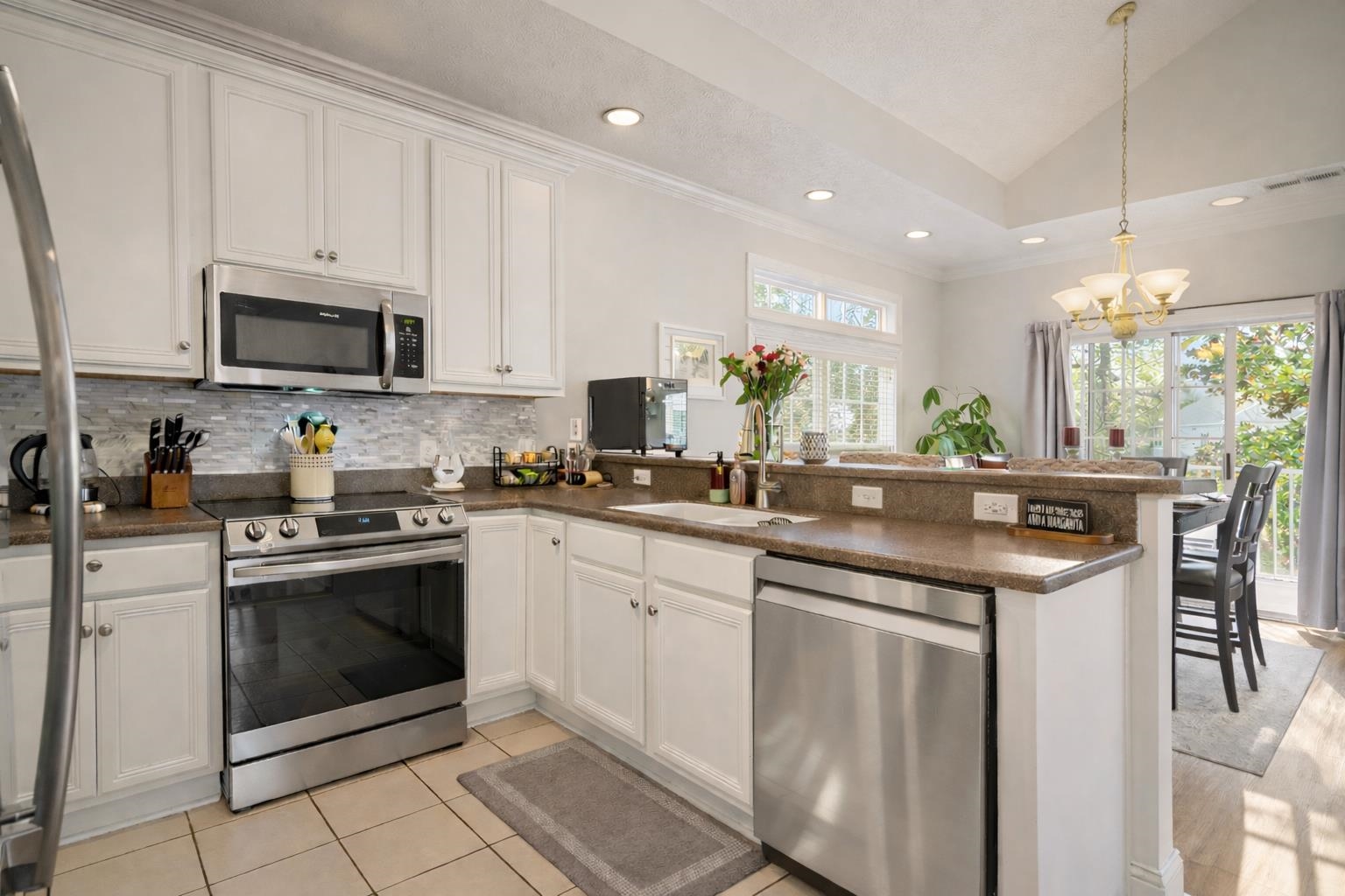 1381 Cottage Drive Myrtle Beach, SC 29577 - Photo 12 of 31