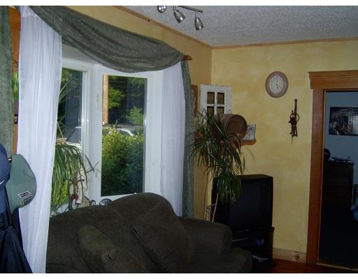 700 Patriots Road Templeton, MA 01468 - Photo 10 of 21