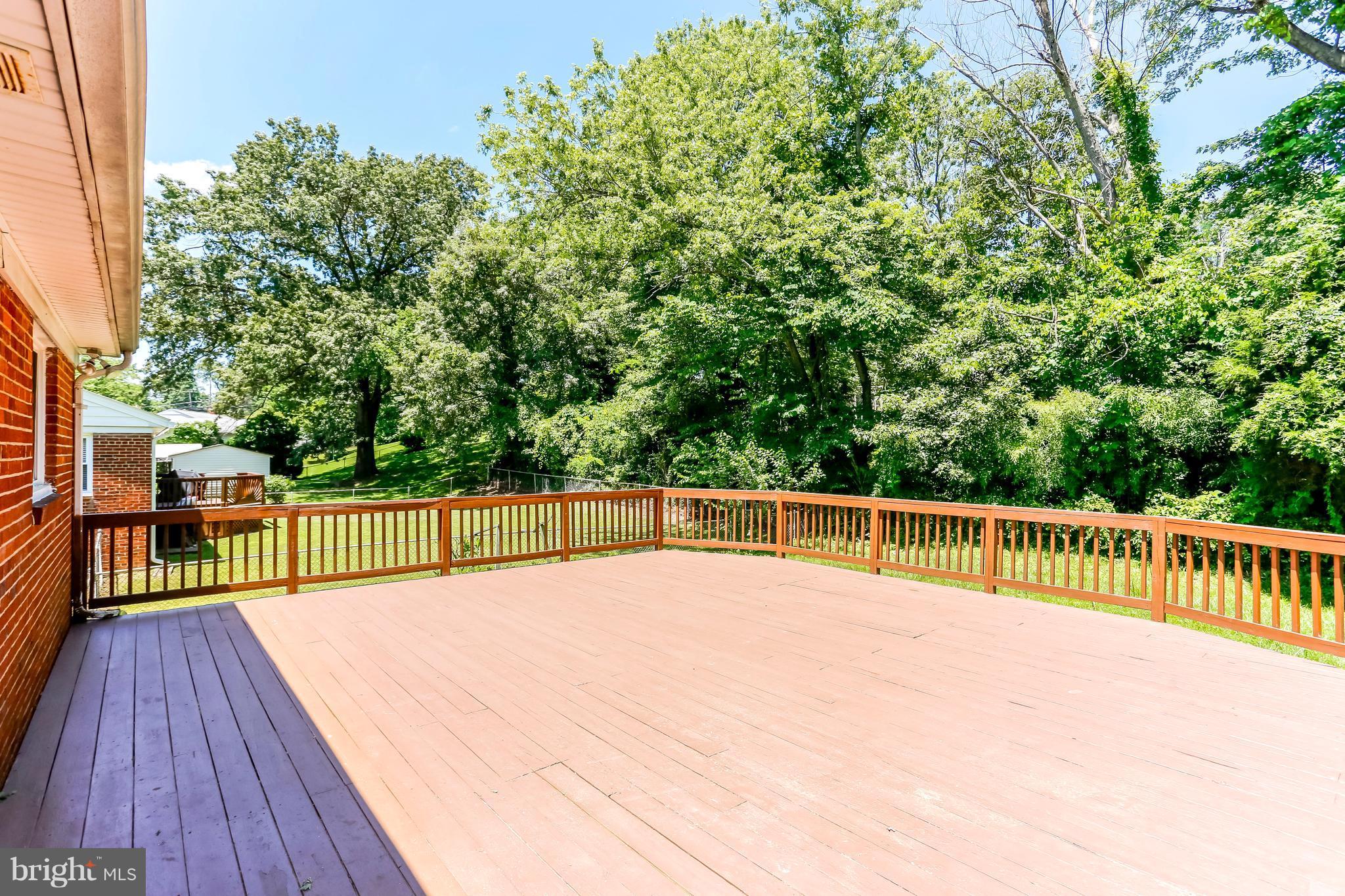 7404 Grace Street Springfield, VA 22150 - Photo 27 of 30 Exterior (Rear)