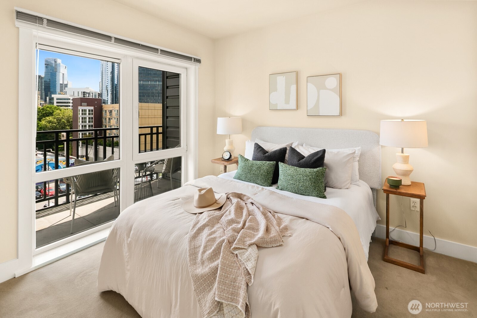 699 John Street, Unit 617 Seattle, WA 98109 - Photo 5 of 31