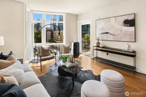 $468,000 | 699 John Street, Unit 617, Seattle, WA 98109