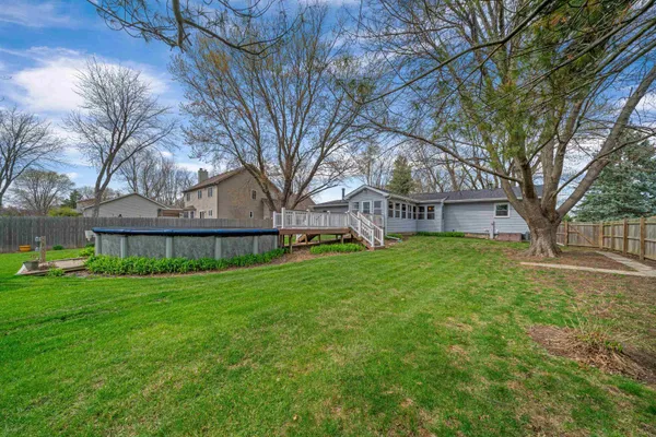$364,900 | 924 Suzy Street, Sandwich, IL 60548