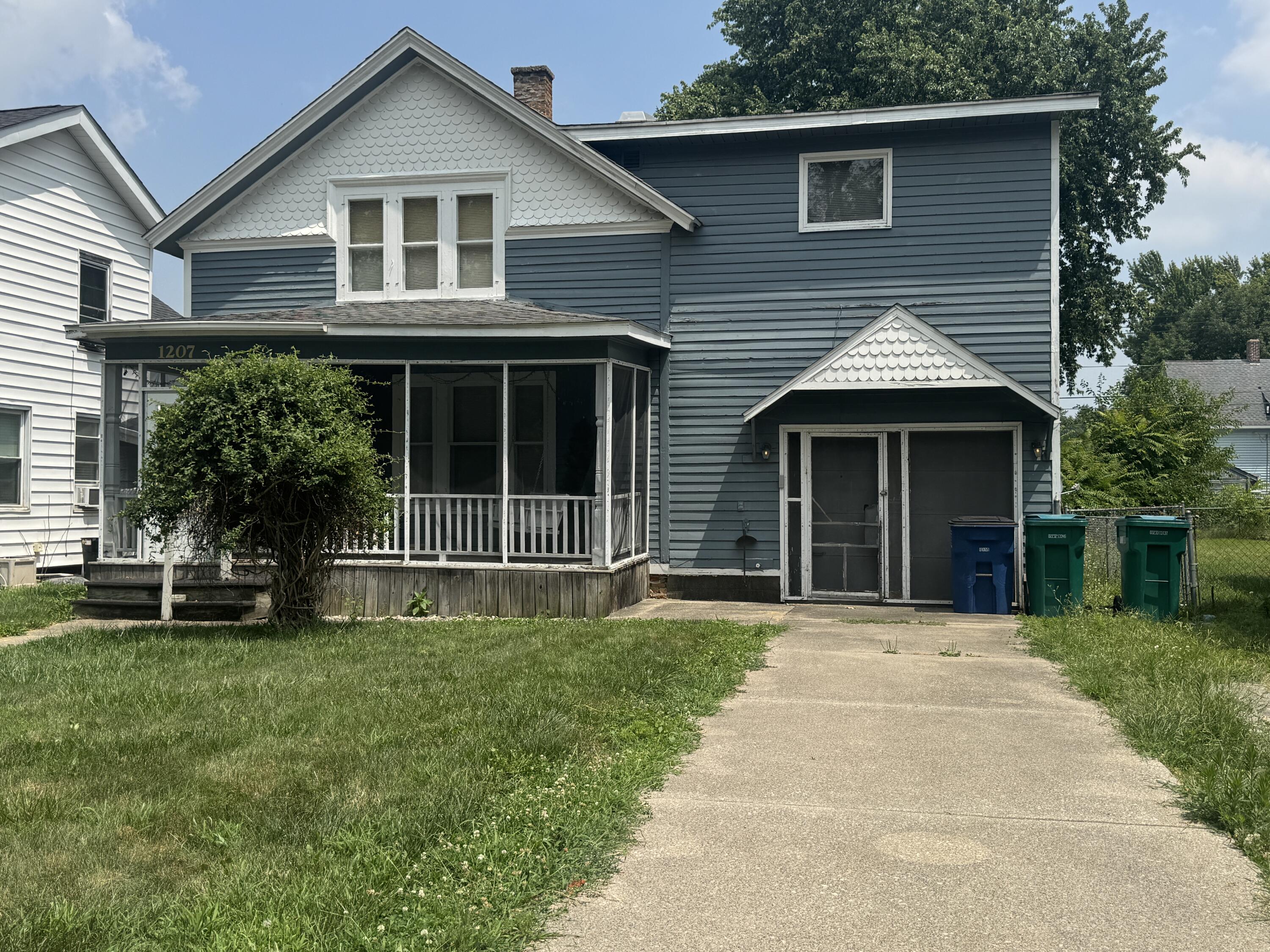 1207 Ridge Street La Porte, IN 46350 - Photo 2 of 13 3000x2250
