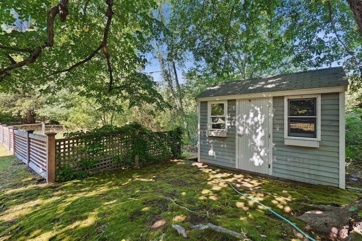 52 Hickory Road Sudbury, MA 01776 - Photo 41 of 42 Gallery Image 41