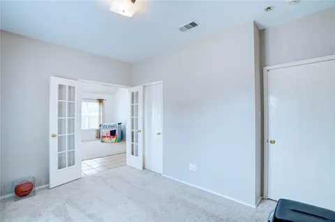 $389,900 | 1107 Deer Valley Lane, Arlington, TX 76001