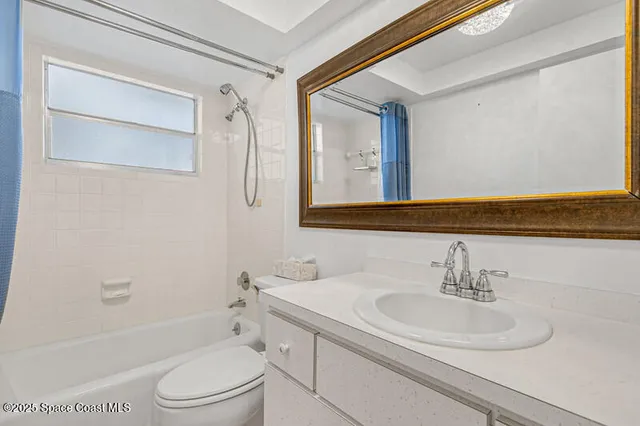 $224,900 | 725 Port Malabar Boulevard Northeast, Unit 111, Palm Bay, FL 32905