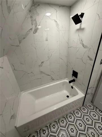 $2,895 | 307 Grandview Avenue, Tonawanda, NY 14223