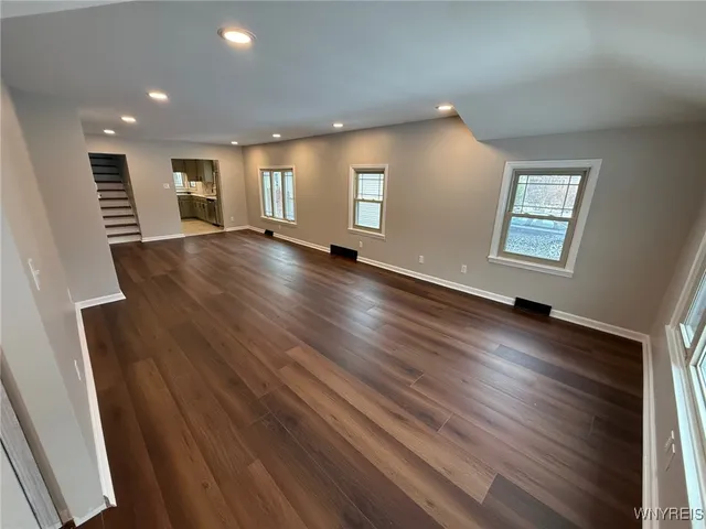 $2,895 | 307 Grandview Avenue, Tonawanda, NY 14223