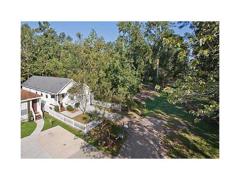 2220 2nd Street Mandeville, LA 70471 - Photo 2 of 6