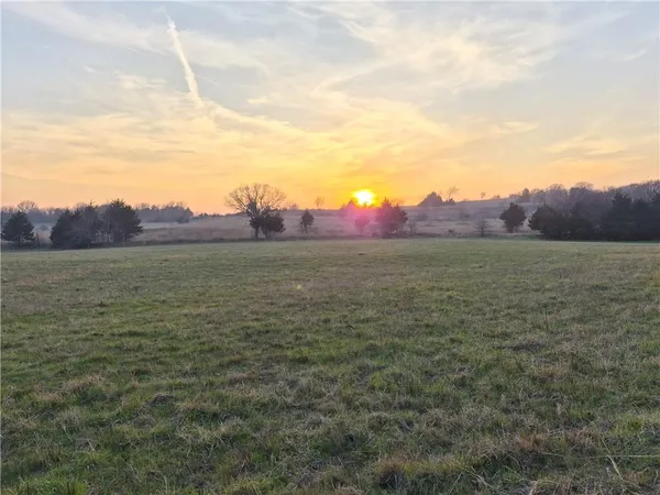 $400,000 | 2349 160th Highway, Longton, KS 67352