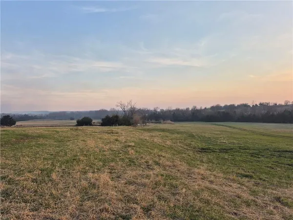 $400,000 | 2349 160th Highway, Longton, KS 67352