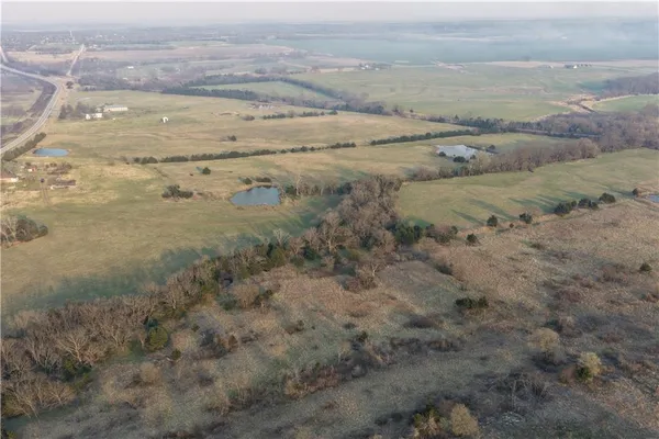 $400,000 | 2349 160th Highway, Longton, KS 67352