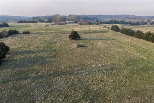 $400,000 | 2349 160th Highway, Longton, KS 67352