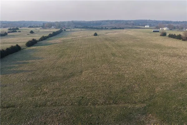 $400,000 | 2349 160th Highway, Longton, KS 67352