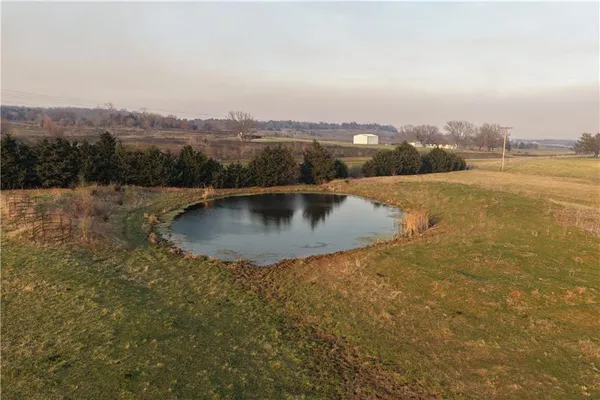 $400,000 | 2349 160th Highway, Longton, KS 67352