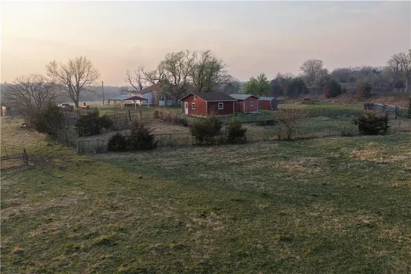 $400,000 | 2349 160th Highway, Longton, KS 67352