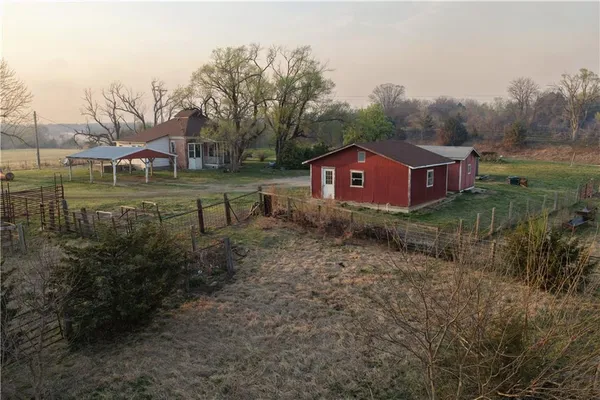 $400,000 | 2349 160th Highway, Longton, KS 67352