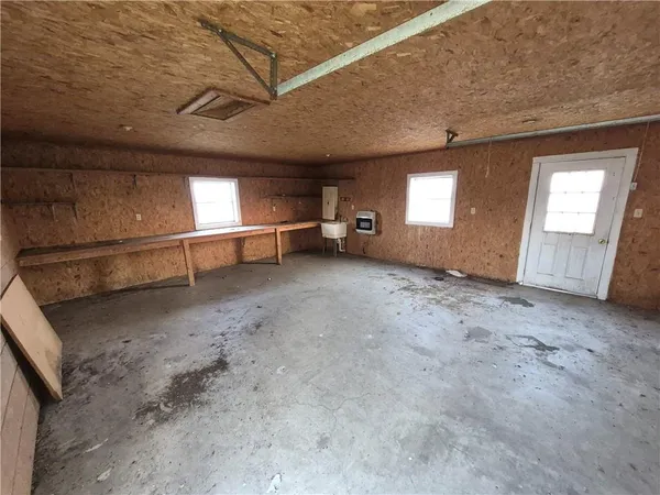 $400,000 | 2349 160th Highway, Longton, KS 67352