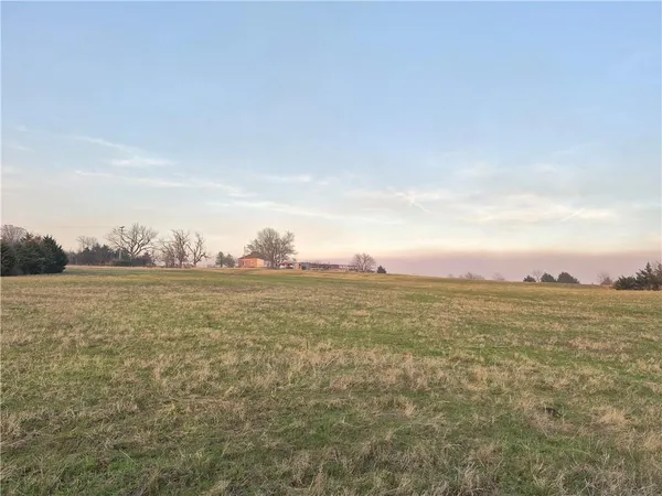 $400,000 | 2349 160th Highway, Longton, KS 67352