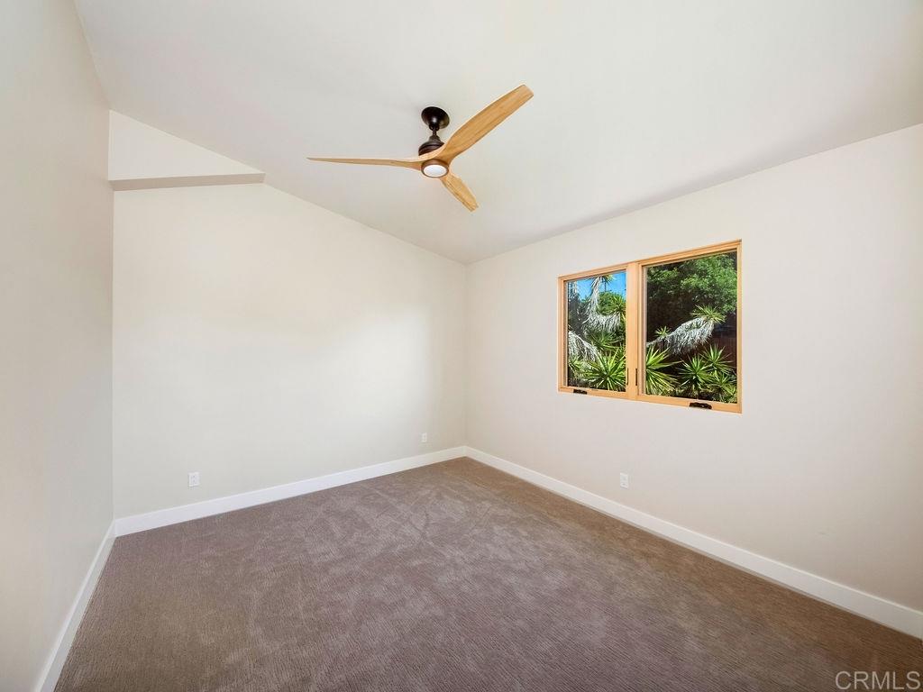 1014 Urania Avenue Encinitas, CA 92024 - Photo 14 of 25