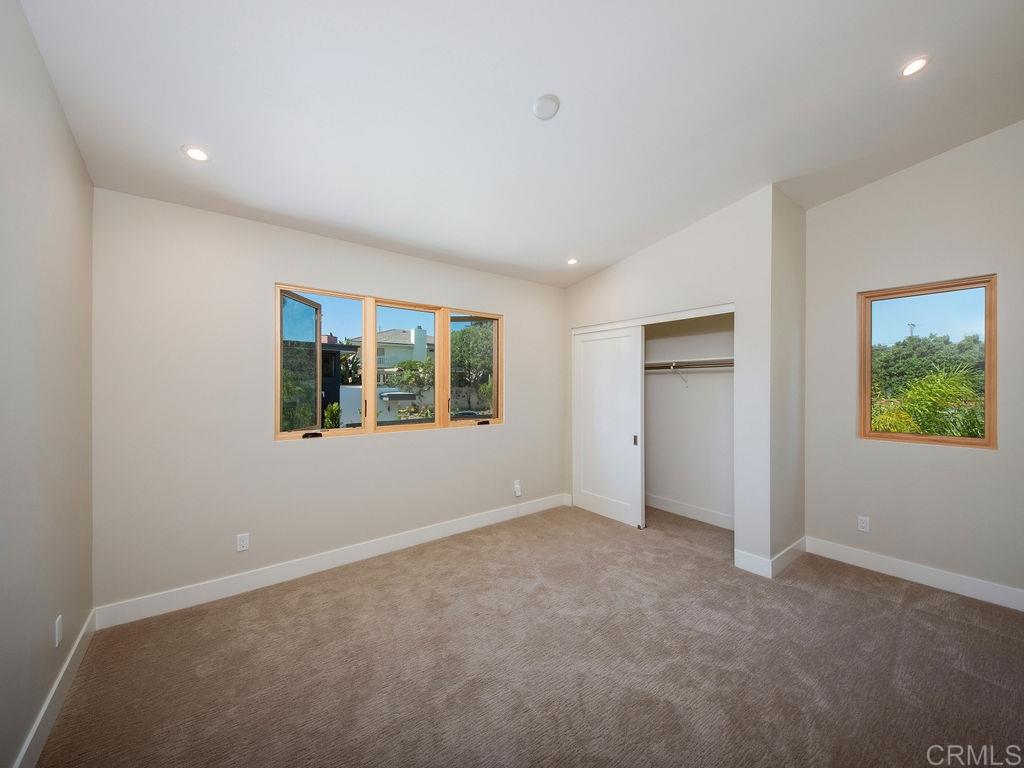 1014 Urania Avenue Encinitas, CA 92024 - Photo 17 of 25