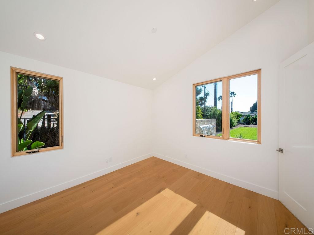 1014 Urania Avenue Encinitas, CA 92024 - Photo 20 of 25