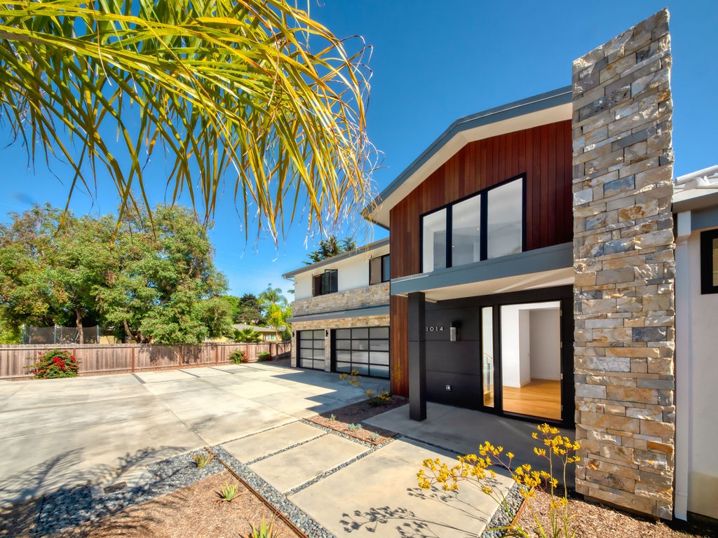 1014 Urania Avenue Encinitas, CA 92024 - Photo 3 of 25