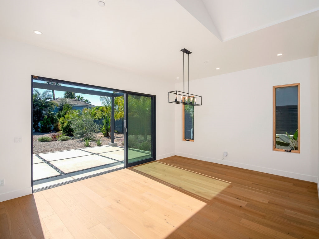 1014 Urania Avenue Encinitas, CA 92024 - Photo 8 of 25