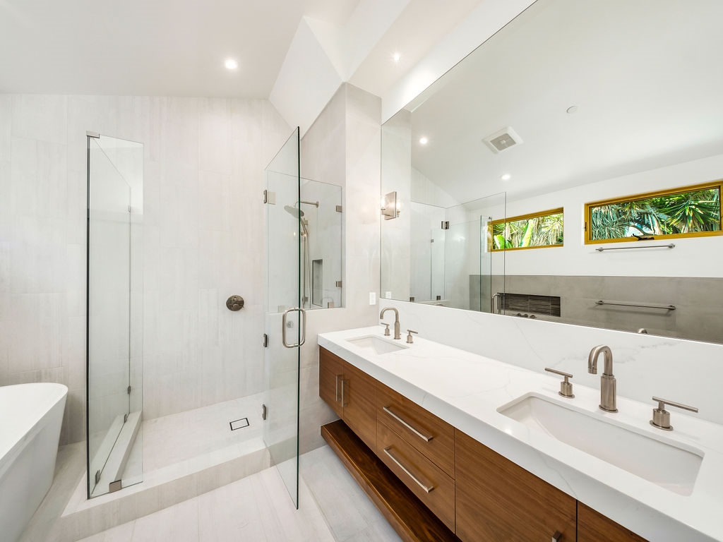 1014 Urania Avenue Encinitas, CA 92024 - Photo 10 of 25